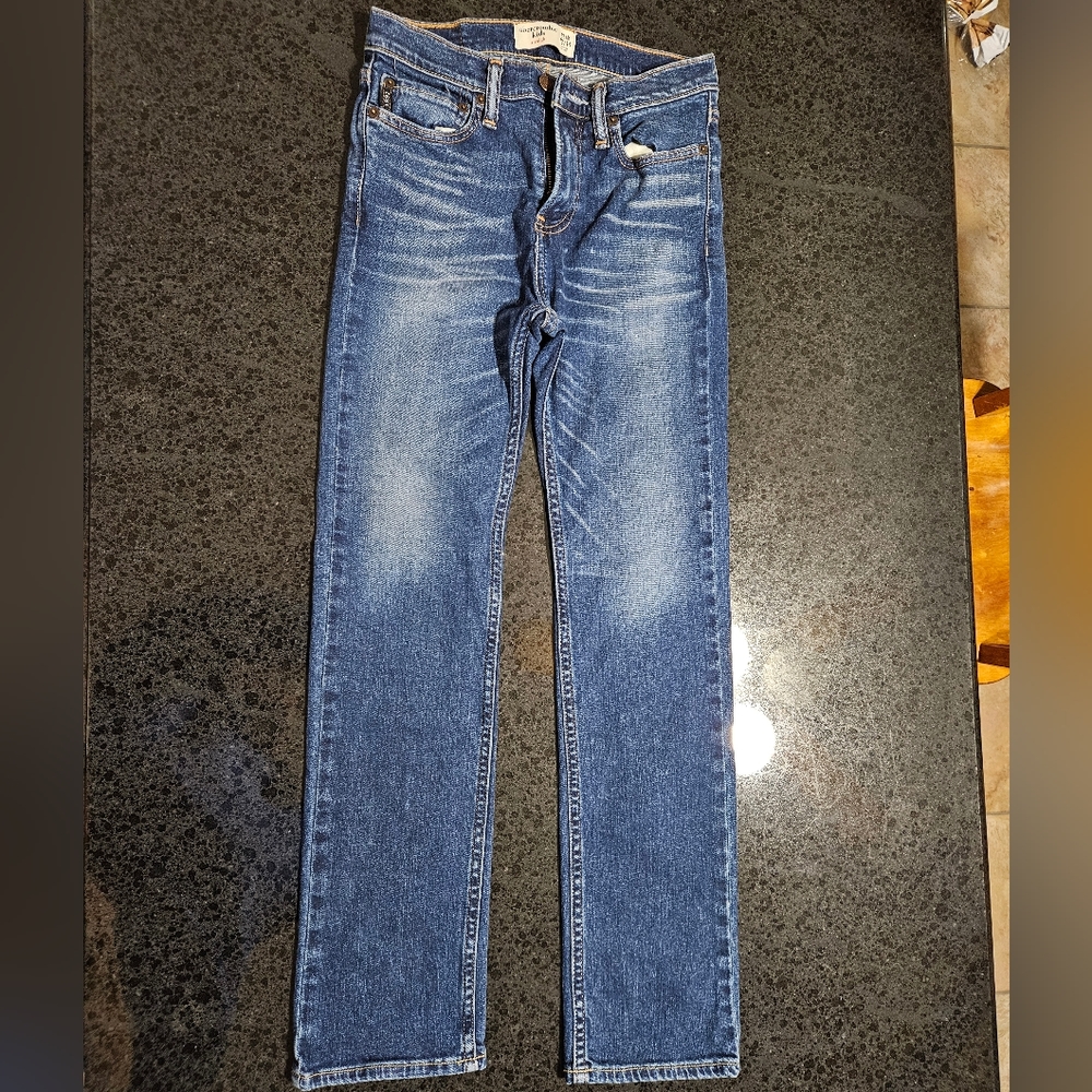 Abercrombie Kids Straight Distressed Jeans Boy's Slim 13/14.